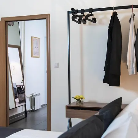 One Bedroom Sima *